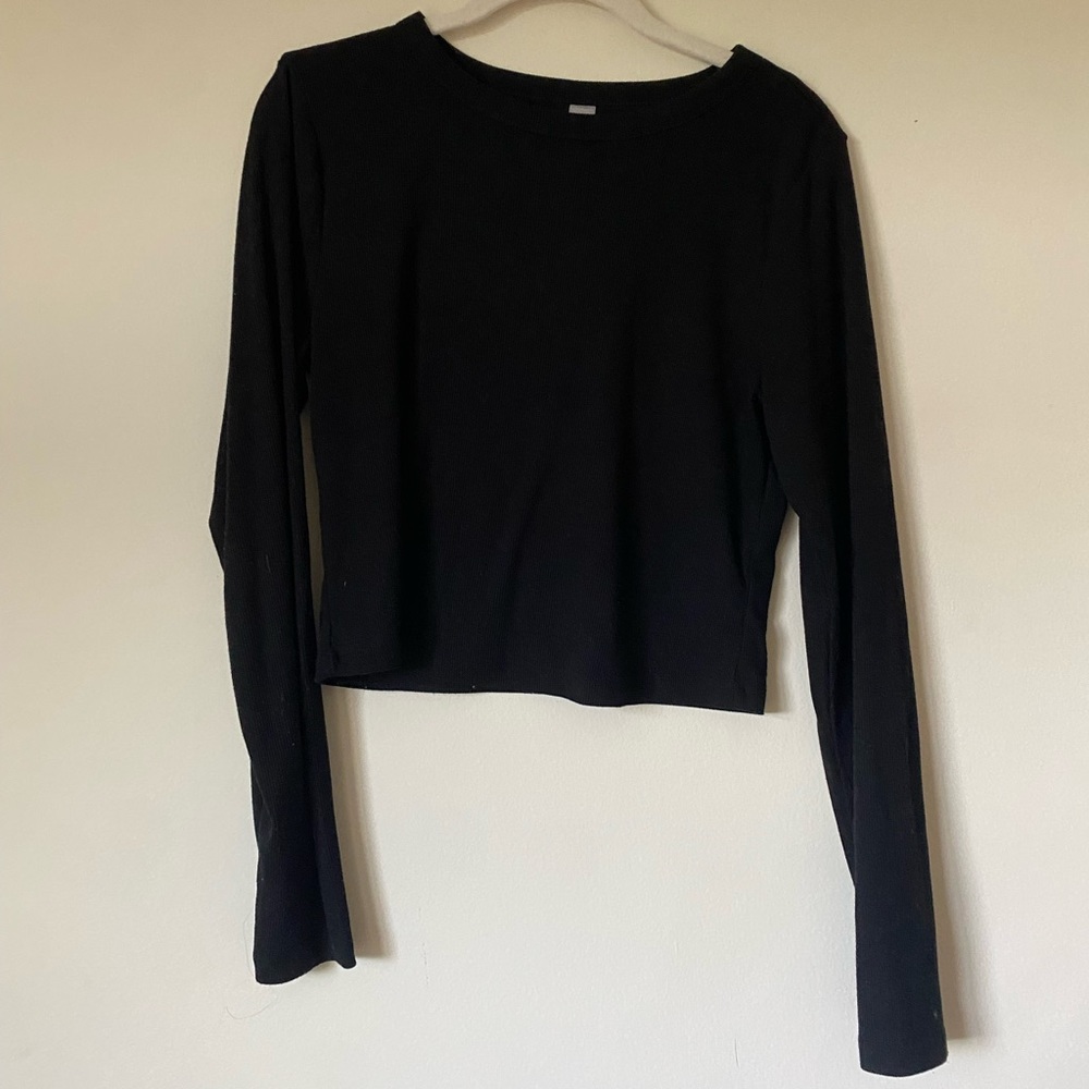 Women’s Long black sleeve